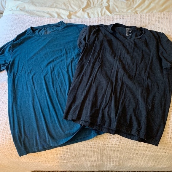 𝅺h&m And Apt 9 T-Shirt Bundle Blue Crewneck And B-Neck Short Sleeve M/L (1301) - Picture 1 of 10